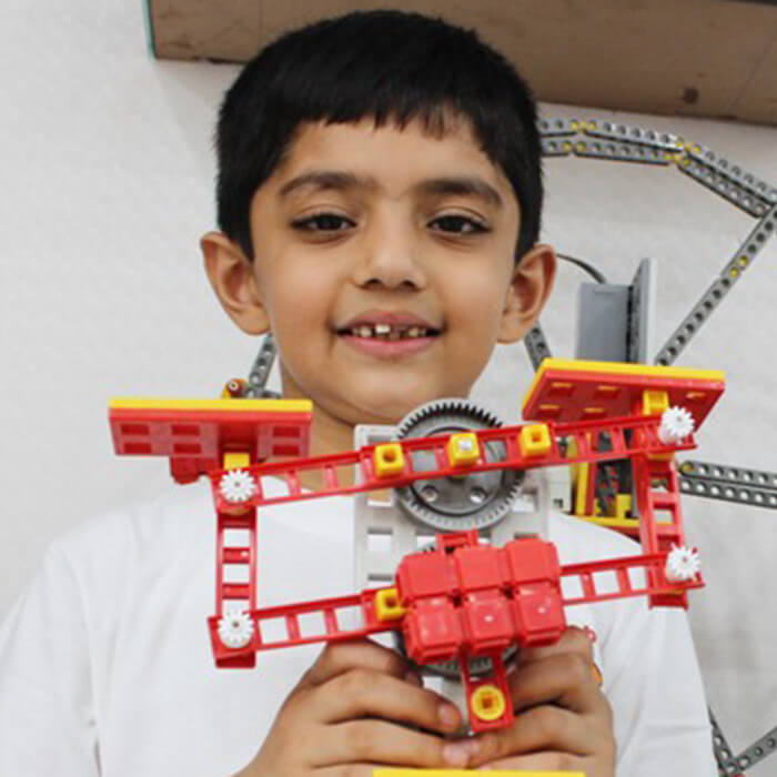You are currently viewing Aviyukt Jain – Class 3rd, STEM and Robotic